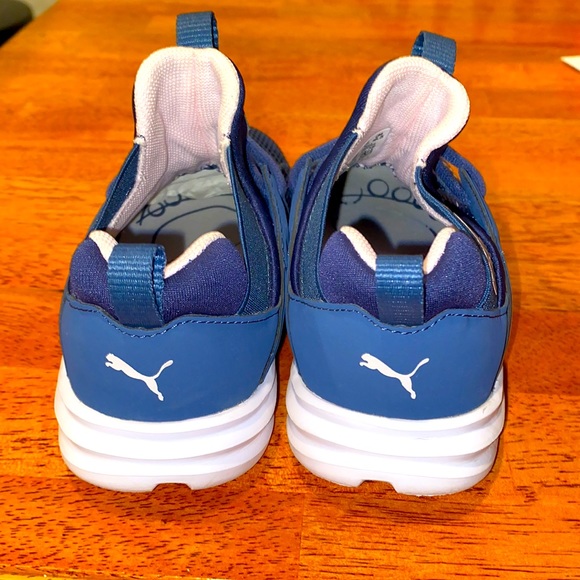 Puma Girls Size 10C Navy Blue & Light Pink SlipOn Sneakers - Picture 3 of 6